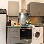 Апартаменты La Petite Anse - - Wifi- Host Provence Ла-Сьота